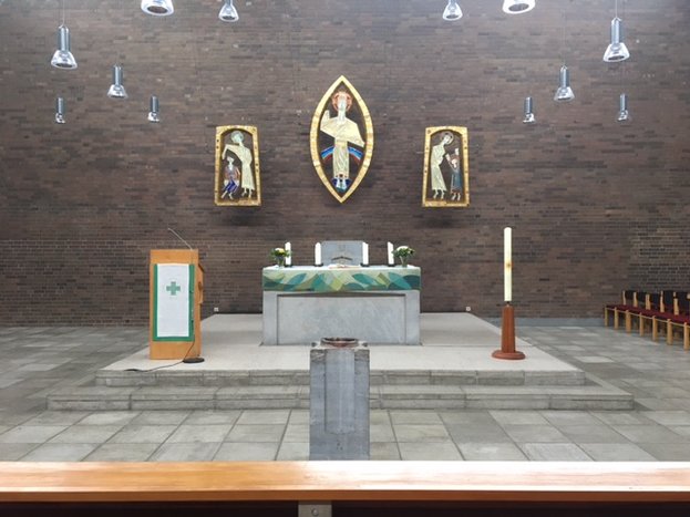 Thomas_Altar_von_oben.JPG
